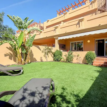 Green View Village & Golf בית נופש